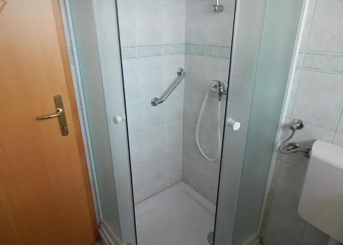 Sunny House Bed & Breakfast 2*